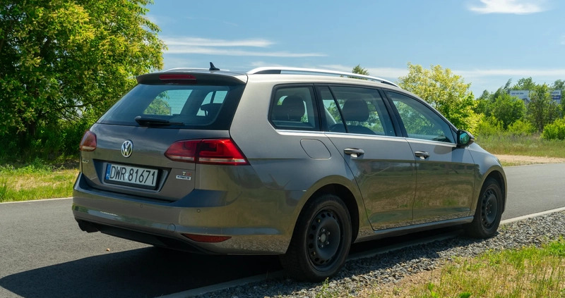 Volkswagen Golf cena 45000 przebieg: 142000, rok produkcji 2014 z Wrocław małe 56